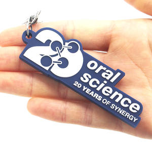 Porte-clés personnalisé en métal, design bébé, thème science buccale, forme irrégulière légère, cadeau d'affaires Synergy 20 ans - Product Image 1