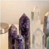 Großhandel: Kristallturm-Obelisken aus verschiedenen Materialien, natürliche Quarzspitzen für Sammler, Ausstellung und Heimdekoration