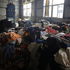 Jeans Usados <span class=keywords><strong>de</strong></span> Alta Calidad Mezclados con Jeans Usados para Mujer <span class=keywords><strong>de</strong></span> una Fábrica en China - Product Image 3