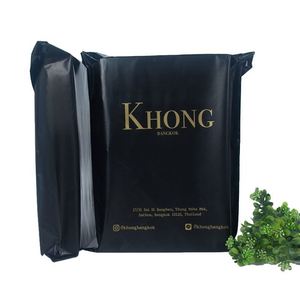 Bolsa de Plástico para Envíos con Sellado de Alta Adhesión Pantone Black, Fabricante de Bolsas de Embalaje para Transporte de Ropa - Product Image 2