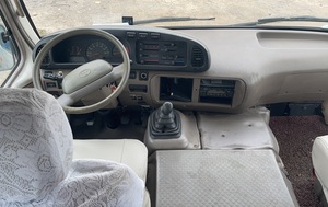 Autobús Toyota Coaster Usado de 30 Asientos con Transmisión Manual a la Izquierda en Venta - Product Image 5