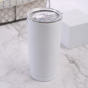 Mug à café isotherme populaire de 20 oz à <span class=keywords><strong>grand</strong></span> volume, en acier inoxydable 304, tasse thermique portable pour voiture avec logo personnalisable - Product Image 4