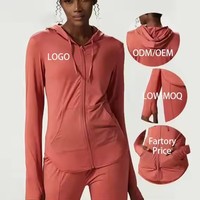 Vente en gros de sweats à capuche personnalisés pour femmes manteau de sport à manches longues à fermeture éclair respirante à séchage rapide vestes de yoga pour femmes