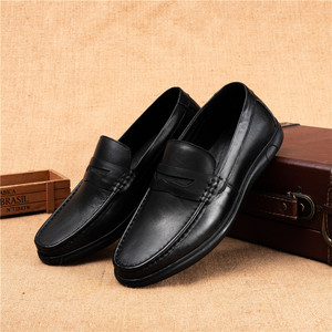Mocassins en cuir véritable pour hommes, bout rond, semelle souple en caoutchouc, chaussures habillées de bureau pour l'automne, à enfiler, noir uni - Product Image 1