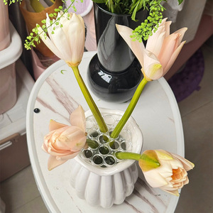 Flower Arranging <b>Tool</b> Plastic Multi Hole Vase Insert For Home Gardening Bouquet Making European Style <b>Small</b> Medium Large Sizes - Product Image 1