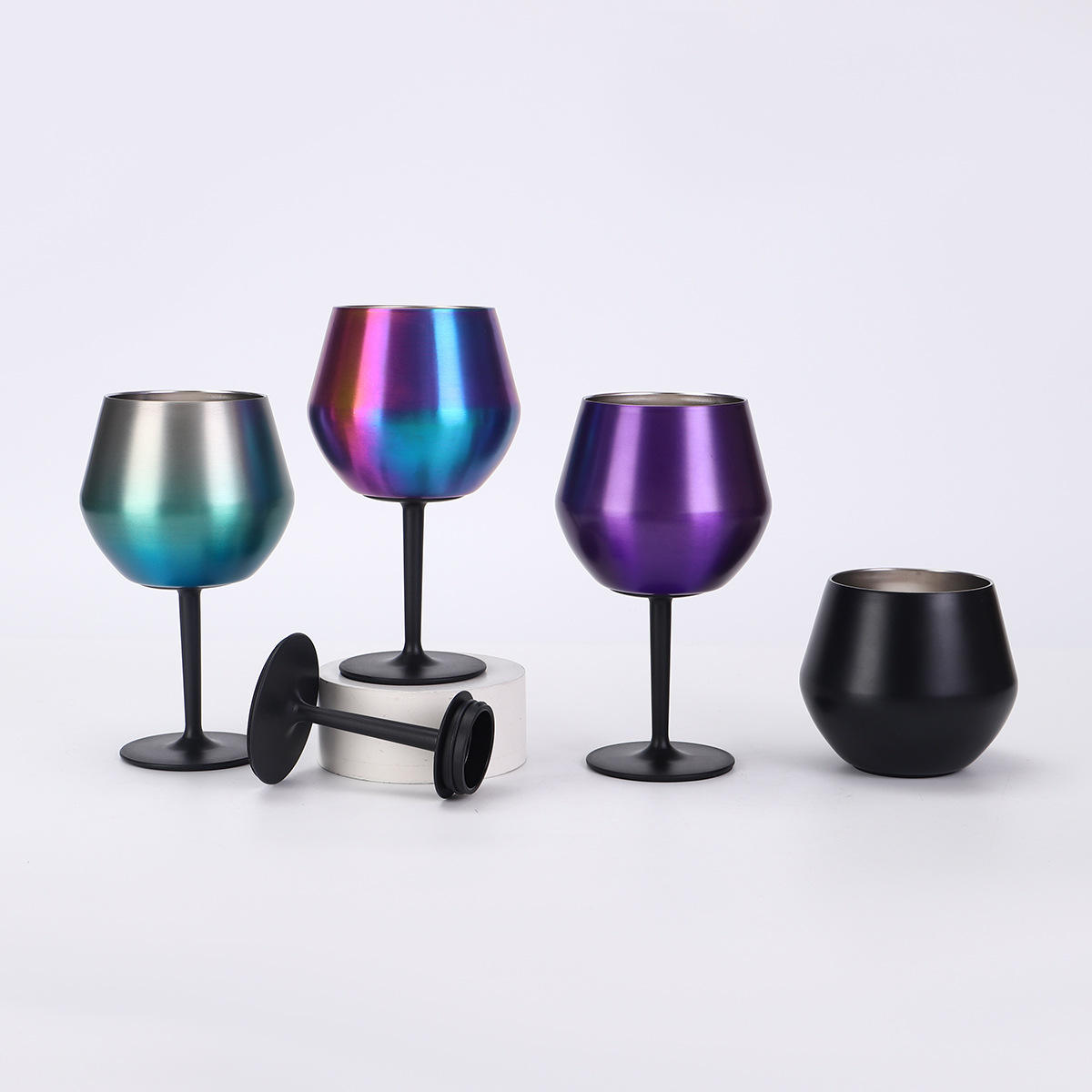 มีสีสัน