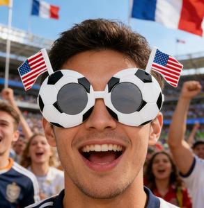 Lunettes de soleil surdimensionnées, cadeaux créatifs et originaux, décoration universelle à thème drapeau national de football, pour la Coupe de football 2026 - Product Image 6