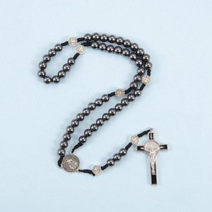 Collier chapelet personnalisé en perles d'hématite noire avec cordon, croix plaquée argent antique, bijoux religieux catholiques <span class=keywords><strong>de</strong></span> <span class=keywords><strong>prière</strong></span> - Product Image 2