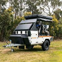 Caravane tout-terrain robuste 4x4 avec panneau solaire et support pour moto tout-terrain, certifiée CE