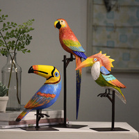 Statuettes de Toucan colorées en résine, 2 pièces, ornements de perroquet d'oiseaux, décoration de bureau, Figurines en forme d'animal, Sculpture