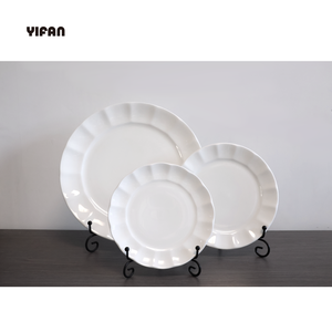 Plato Redondo de Porcelana Blanca Pura al por Mayor, Plato de Cena para Hotel, Juego de Platos de Cerámica de Hueso Fino con Relieve de Flores de Lujo - Product Image 5