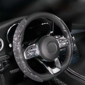 2 Fundas para <span class=keywords><strong>Volante</strong></span> Yingxi YX-SC12 Universales, Modernas, Brillantes, <span class=keywords><strong>con</strong></span> Purpurina, Diseño de Diamantes, 4 Radios, Material ABS - Product Image 1