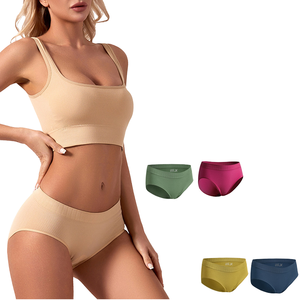Ensembles 2 pièces confortables et respirants pour femmes, avec taille élastique et soutien-gorge sans armatures, parfaits pour l'exercice et la beauté du dos. - Product Image 1
