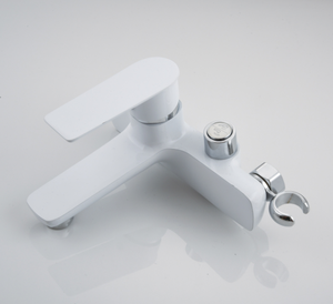 Vanne Triple <span class=keywords><strong>de</strong></span> salle <span class=keywords><strong>de</strong></span> bain en alliage <span class=keywords><strong>de</strong></span> zinc d'approvisionnement d'usine, vanne <span class=keywords><strong>de</strong></span> dérivation à cartouche en céramique <span class=keywords><strong>1</strong></span>/4 tours pour douche <span class=keywords><strong>de</strong></span> salle <span class=keywords><strong>de</strong></span> bain avec pommeau <span class=keywords><strong>de</strong></span> douche - Product Image 3