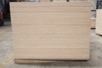 Lámina de Madera Contrachapada de Caucho 4x8, Superficie Plana, Calidad de Exportación