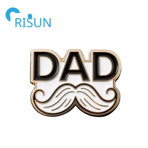 Broche de Metal Esmaltado Personalizado para <span class=keywords><strong>Papá</strong></span>, Pin de Solapa, Accesorios, Regalo <span class=keywords><strong>del</strong></span> Día <span class=keywords><strong>del</strong></span> Padre, Insignia de Super Daddy I Love Papa - Product Image 2