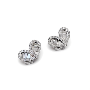 Mini aretes con forma de corazón para mujer, minimalistas, lindos, para uso diario, accesorios de moda - Product Image 1