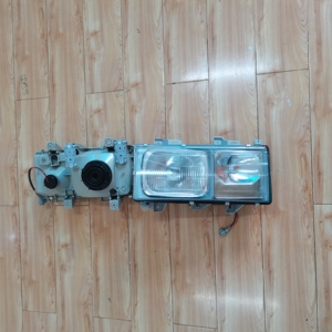 รูปลักษณ์ของรถบรรทุกญี่ปุ่นที่ผ่านการประมวลผลโดยตรงโดยไฟหน้าโรงงานสําหรับ <span class=keywords><strong>nissan</strong></span> <span class=keywords><strong>cwm454</strong></span> 1994 - Product Image 4