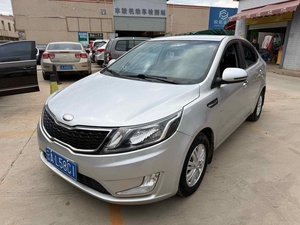 Voiture d'occasion <span class=keywords><strong>Kia</strong></span> K2 berline essence légère Dongfeng 2016 2017 2018 en stock à bas <span class=keywords><strong>prix</strong></span> – Vente de voitures d'occasion <span class=keywords><strong>Kia</strong></span> à <span class=keywords><strong>prix</strong></span> abordable - Product Image 3