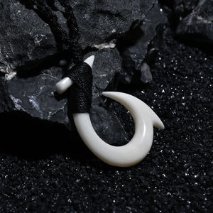 GX006 Hawaii Surfer Gioielli Fatti a Mano Intagliato Choker Nuova Zelanda Maori Tribal Ciondolo Yak Ossa <span class=keywords><strong>Fish</strong></span> Hook Collana per La Pesca in Mare - Product Image 1