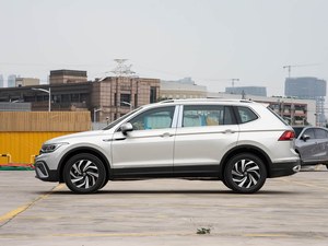 รถยนต์มือสองพรีเมียม ปี 2023 รุ่น <span class=keywords><strong>VW</strong></span> Tiguan L 300TSI 2WD Smart Edition เครื่องยนต์ 1.5T เกียร์ 7DCT ไมล์น้อย SUV ขนาดกลาง เหมาะสำหรับการเดินทางแบบครอบครัว - Product Image 3