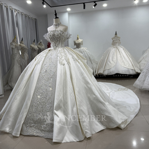ชุดแต่งงานประดับกลิตเตอร์เลื่อมหรูหราทรงบอลกาวน์ ชุดเจ้าสาวสั่งตัดได้ รุ่น Xs199 - Product Image 3