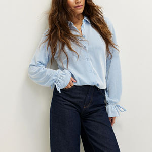 Chemise à manches longues pour femme, à rayures, structurée, avec poignets et ourlet ajustables, fabrication OEM ODM en gros par une usine <span class=keywords><strong>de</strong></span> vêtements chinoise - Product Image 1