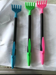 Masajeador multifunción Rascador de espalda Bolígrafo extensible - Product Image 4