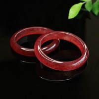 Bracelet en quartz rouge sang de pigeon naturel Aiyu en gros, bracelet rond étoilé parfait pour femme, cristal en direct