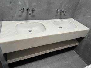 Lavabo in Marmo dal Design Moderno, Mobile <span class=keywords><strong>Bagno</strong></span>, Lavabo Integrato in Marmo - Product Image 3