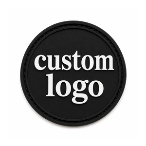 Nouveaux patchs en caoutchouc PVC écologiques avec logo personnalisé, patchs en caoutchouc souple 3D pour vêtements et accessoires - Product Image 3