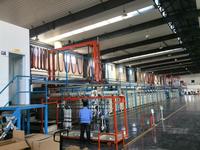Ligne d'anodisation automatique de l'aluminium pour le traitement de surface de la galvanoplastie des métaux