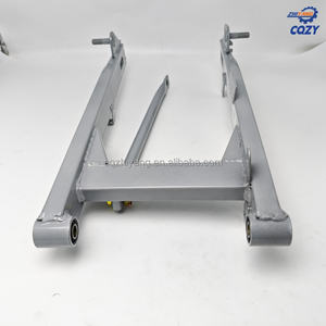 Bras oscillant arrière de <span class=keywords><strong>moto</strong></span> de haute qualité DY100/110 Fourche arrière plate premium en fer pour accessoires de <span class=keywords><strong>moto</strong></span> Dayang Fourche de roue arrière - Product Image 3