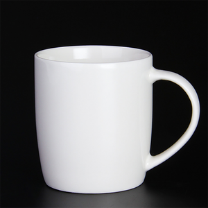 Tasse à café en céramique unie en gros, 350 ml, 12 oz, en porcelaine, avec poignée - Product Image 2