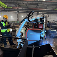Robot de soudage collaboratif à 6 axes avec PLC et boîte de vitesses, puissance de 1 kW, tension 220/380 V, pour utilisation dans la construction en acier
