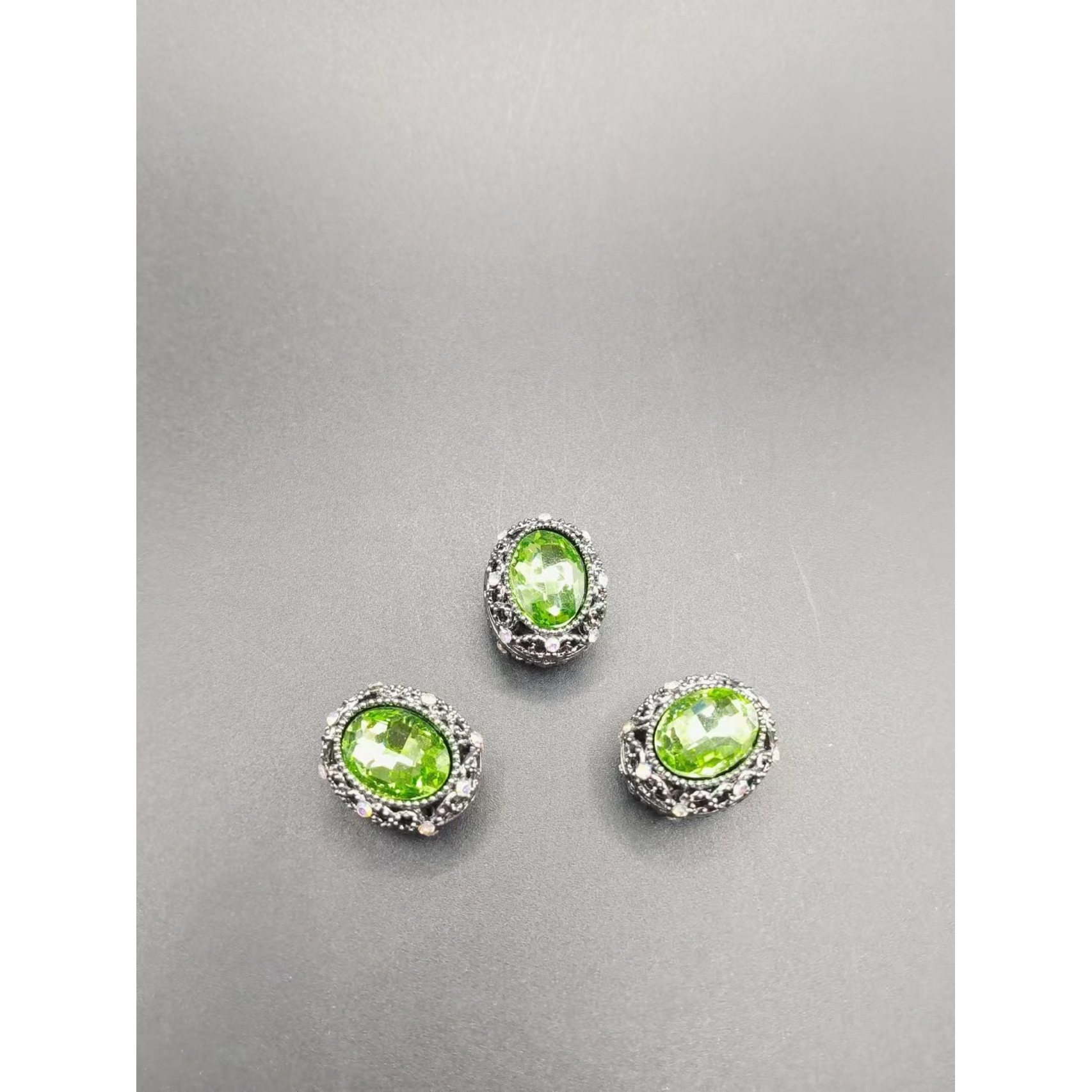Placage noir - vert transparent