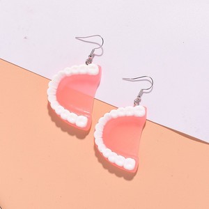 Boucles d'oreilles pendantes HLC <span class=keywords><strong>en</strong></span> résine, thème Halloween, créatives 3D, dents effrayantes, faux dents exagérées, bijoux fantaisie - Product Image 2