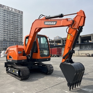 รถขุดไฮดรอลิกมือสอง DOOSAN D75-9C ขนาด 7.5 ตัน สำหรับงานคลุมดินในพื้นที่ขยะ มีความยืดหยุ่นสูง ทนทานยาวนาน - Product Image 5