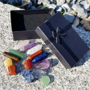Ensemble de 7 cristaux de guérison des chakras, baguette hexagonale, pierres roulées, décoration spirituelle pour la méditation, cadeau de mariage, boîte cadeau pour les fêtes - Product Image 5