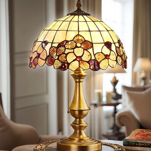 โคมไฟตั้งโต๊ะสไตล์ยุโรป ดีไซน์ทันสมัย ทำจากทองเหลือง ปรับความสว่างได้ พร้อมตกแต่งด้วยเปลือกหอยแบบทิฟฟานี่ เหมาะสำหรับห้องนั่งเล่น ห้องนอน และโต๊ะข้างเตียง - Product Image 5