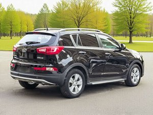 ספורטאז' משומש שנת 2012, מנוע 2.0 ליטר, אוטומטי, הנעה קדמית, 5 מושבים, הגה בצד שמאל, פנים כהה, מושבי בד, אמין לנסיעות יומיומיות. - Product Image 3