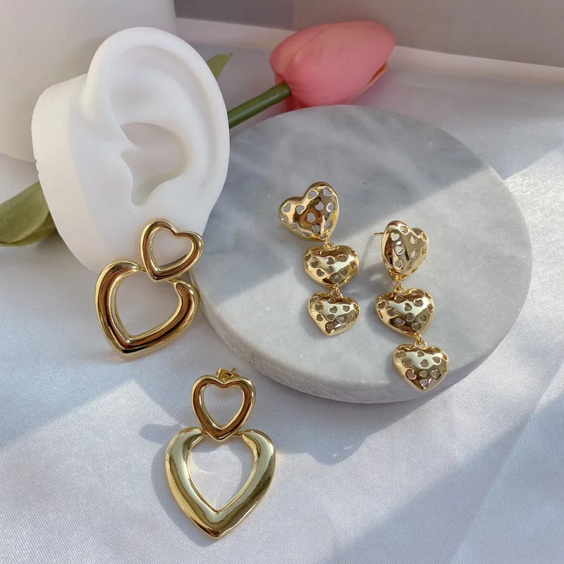 Brincos de ouro banhados a ouro em forma de coração, brincos de argola de amor em forma de coração, novo design