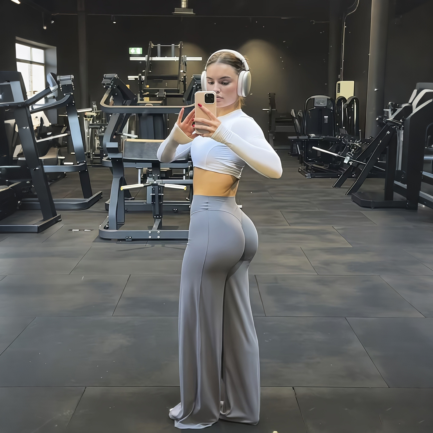 Popular High Waist Solid Quick-Dry Breathable Butt-Lifting Slimming Wide-Leg Plus Size Yoga Pants for Women