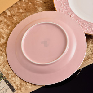 Lot de 2 assiettes en céramique YW style nordique, 8 et 10 pouces, en porcelaine fine, avec incrustation rose, logo personnalisé et gravure durable - Product Image 4