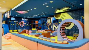 Service tout-en-un : aire de jeux intérieure commerciale personnalisée pour enfants avec matériaux en bois, décoration intérieure, solution complète - Product Image 4