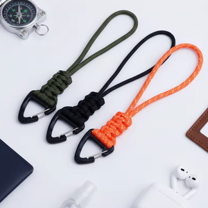 Llavero de cuerda de poliéster de alta resistencia tejido a mano para hombre, llavero con hebilla triangular para mochila, característica de seguridad - Product Image 6