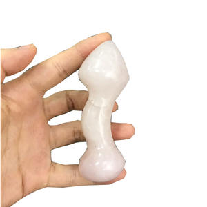 Baguette de Massage Yoni en Quartz Rose Naturel et Pierre Rouge Courbé avec Sentiment Tactile Réel et Logo Personnalisé pour Gode Pénis Féminin - Product Image 3