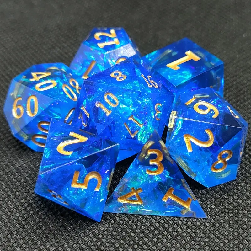 Nuovo di Lusso Della Resina Trasparente dadi Handmade Sharp Resina Dadi Da Tavolo Giochi RPG D4 D6 D8 D % D10 D12 D20