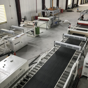 สายการผลิตพื้นไวนิล WPC <span class=keywords><strong>PVC</strong></span> ลดราคาพิเศษ เครื่องทำกระเบื้องปูพื้น SPC เครื่องทำแผ่นลามิเนต SPC ลายหินอ่อน - Product Image 4