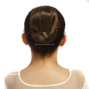 WE10 <span class=keywords><strong>Chignon</strong></span> Tressé en Fibre Synthétique Droit Style Donut, Perruque <span class=keywords><strong>Chignon</strong></span> pour Femmes, Extension Queue de Cheval <span class=keywords><strong>Chignon</strong></span> Naturel - Product Image 4